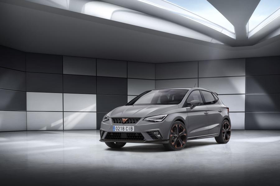  Cupra Ibiza Concept 2018 года  (фото 1 из 4)